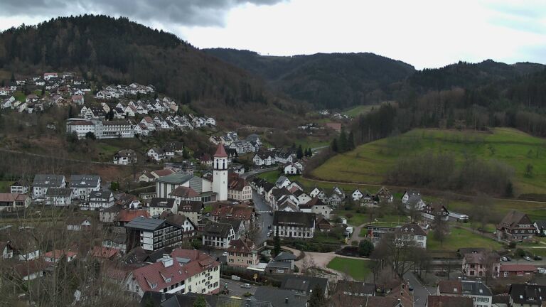 Dieses Bild zeigt eine Webcam-Aufnahme von Ottenhöfen, aufgenommen am Mittwoch, den 11.03.2026 um 12:10 Uhr