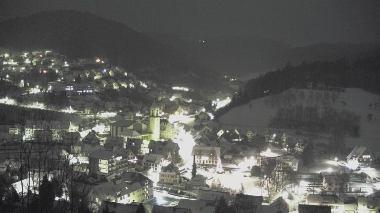 Dieses Bild zeigt eine Webcam-Aufnahme von Ottenhöfen, aufgenommen am Dienstag, den 06.01.2026 um 06:00 Uhr