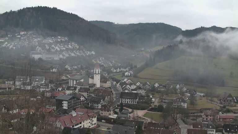 Dieses Bild zeigt eine Webcam-Aufnahme von Ottenhöfen, aufgenommen am Montag, den 09.02.2026 um 10:50 Uhr