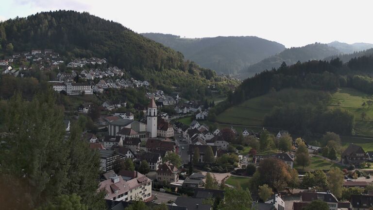 Dieses Bild zeigt eine Webcam-Aufnahme von Ottenhöfen, aufgenommen am Montag, den 19.10.2026 um 15:10 Uhr