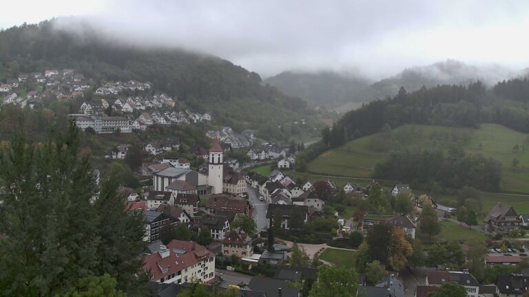 Dieses Bild zeigt eine Webcam-Aufnahme von Ottenhöfen, aufgenommen am Samstag, den 17.10.2026 um 12:20 Uhr