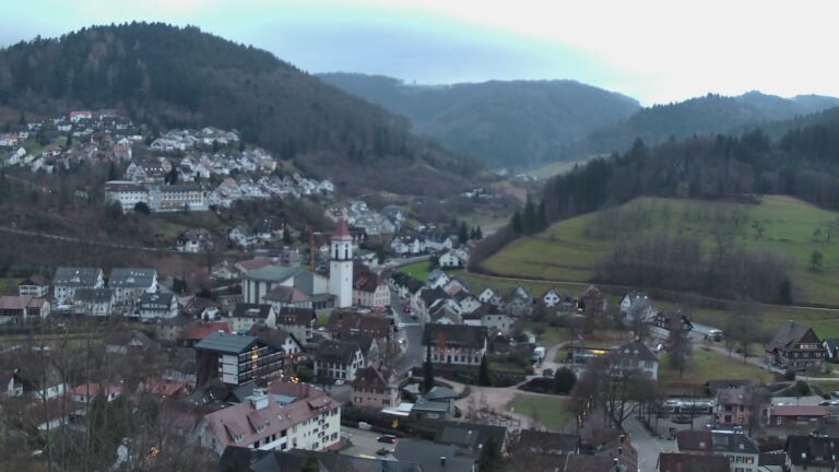 Dieses Bild zeigt eine Webcam-Aufnahme von Ottenhöfen, aufgenommen am Dienstag, den 23.12.2025 um 16:30 Uhr