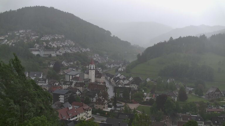 Dieses Bild zeigt eine Webcam-Aufnahme von Ottenhöfen, aufgenommen am Donnerstag, den 14.05.2026 um 15:10 Uhr