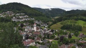Dieses Bild zeigt eine Webcam-Aufnahme von Ottenhöfen, aufgenommen am Dienstag, den 09.06.2026 um 11:30 Uhr