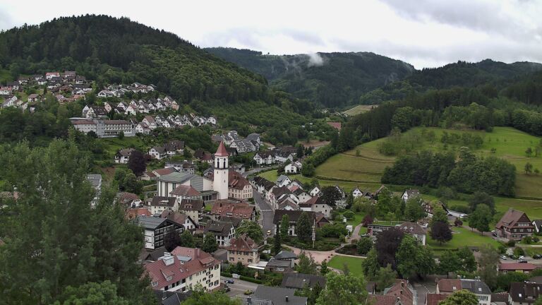 Dieses Bild zeigt eine Webcam-Aufnahme von Ottenhöfen, aufgenommen am Dienstag, den 09.06.2026 um 11:30 Uhr