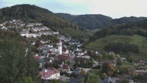 Dieses Bild zeigt eine Webcam-Aufnahme von Ottenhöfen, aufgenommen am Freitag, den 16.10.2026 um 18:50 Uhr