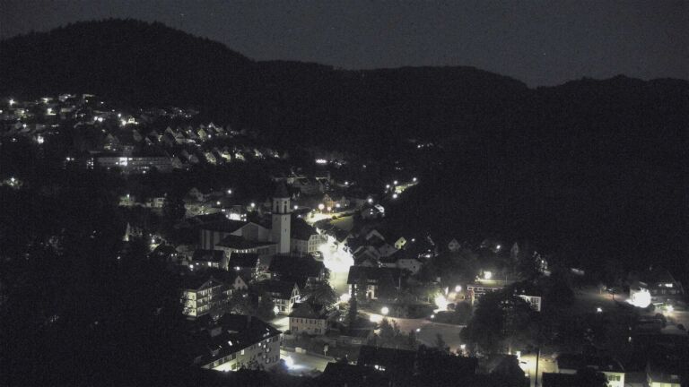 Dieses Bild zeigt eine Webcam-Aufnahme von Ottenhöfen, aufgenommen am Donnerstag, den 09.07.2026 um 23:00 Uhr