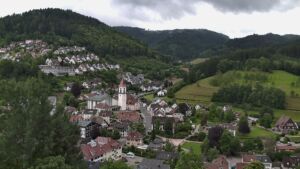 Dieses Bild zeigt eine Webcam-Aufnahme von Ottenhöfen, aufgenommen am Dienstag, den 09.06.2026 um 12:50 Uhr