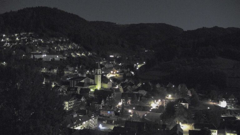 Dieses Bild zeigt eine Webcam-Aufnahme von Ottenhöfen, aufgenommen am Sonntag, den 27.09.2026 um 05:30 Uhr