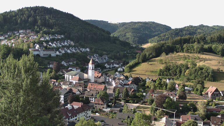 Dieses Bild zeigt eine Webcam-Aufnahme von Ottenhöfen, aufgenommen am Dienstag, den 21.07.2026 um 07:40 Uhr