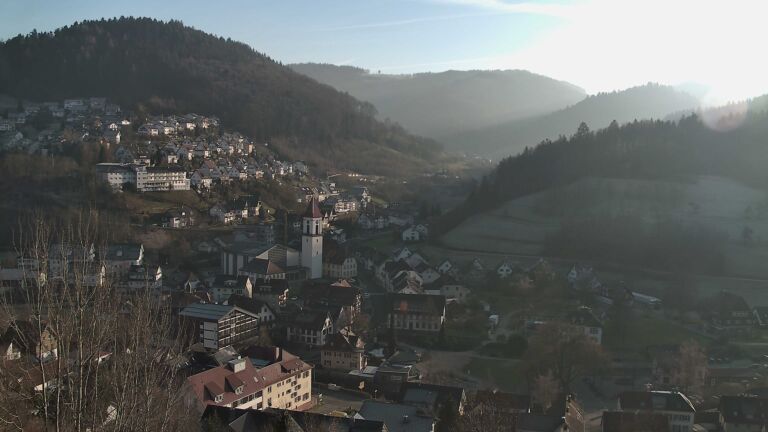 Dieses Bild zeigt eine Webcam-Aufnahme von Ottenhöfen, aufgenommen am Freitag, den 26.12.2025 um 14:50 Uhr