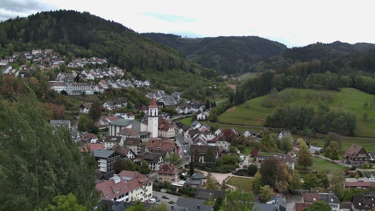 Dieses Bild zeigt eine Webcam-Aufnahme von Ottenhöfen, aufgenommen am Freitag, den 23.10.2026 um 14:50 Uhr