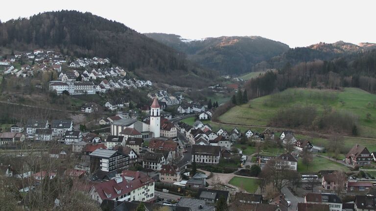 Dieses Bild zeigt eine Webcam-Aufnahme von Ottenhöfen, aufgenommen am Donnerstag, den 02.04.2026 um 07:40 Uhr