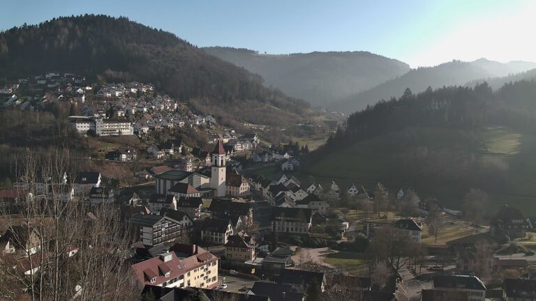 Dieses Bild zeigt eine Webcam-Aufnahme von Ottenhöfen, aufgenommen am Donnerstag, den 05.02.2026 um 15:20 Uhr