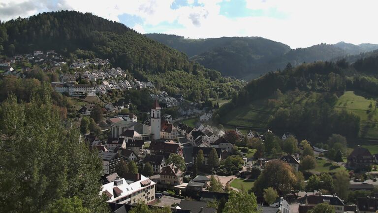 Dieses Bild zeigt eine Webcam-Aufnahme von Ottenhöfen, aufgenommen am Mittwoch, den 14.10.2026 um 14:20 Uhr