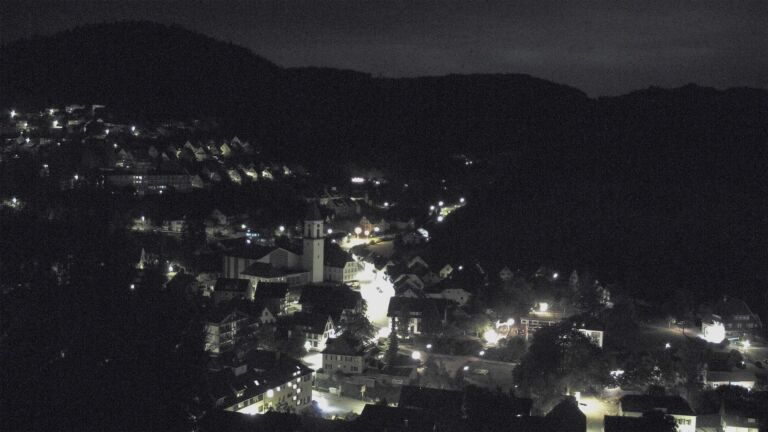 Dieses Bild zeigt eine Webcam-Aufnahme von Ottenhöfen, aufgenommen am Sonntag, den 30.08.2026 um 01:30 Uhr
