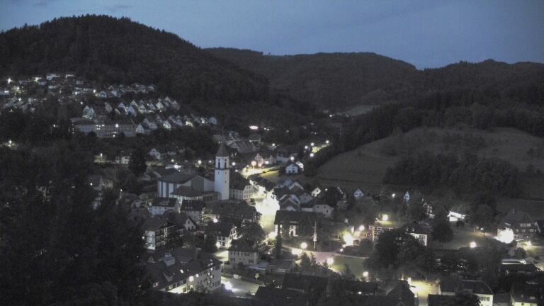 Dieses Bild zeigt eine Webcam-Aufnahme von Ottenhöfen, aufgenommen am Dienstag, den 02.06.2026 um 04:30 Uhr