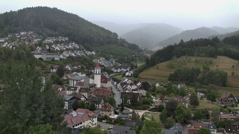 Dieses Bild zeigt eine Webcam-Aufnahme von Ottenhöfen, aufgenommen am Sonntag, den 30.08.2026 um 11:40 Uhr