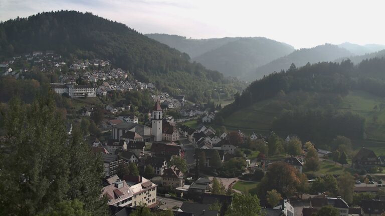 Dieses Bild zeigt eine Webcam-Aufnahme von Ottenhöfen, aufgenommen am Dienstag, den 20.10.2026 um 15:00 Uhr