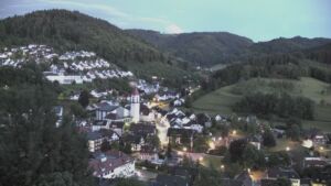 Dieses Bild zeigt eine Webcam-Aufnahme von Ottenhöfen, aufgenommen am Dienstag, den 02.06.2026 um 22:00 Uhr