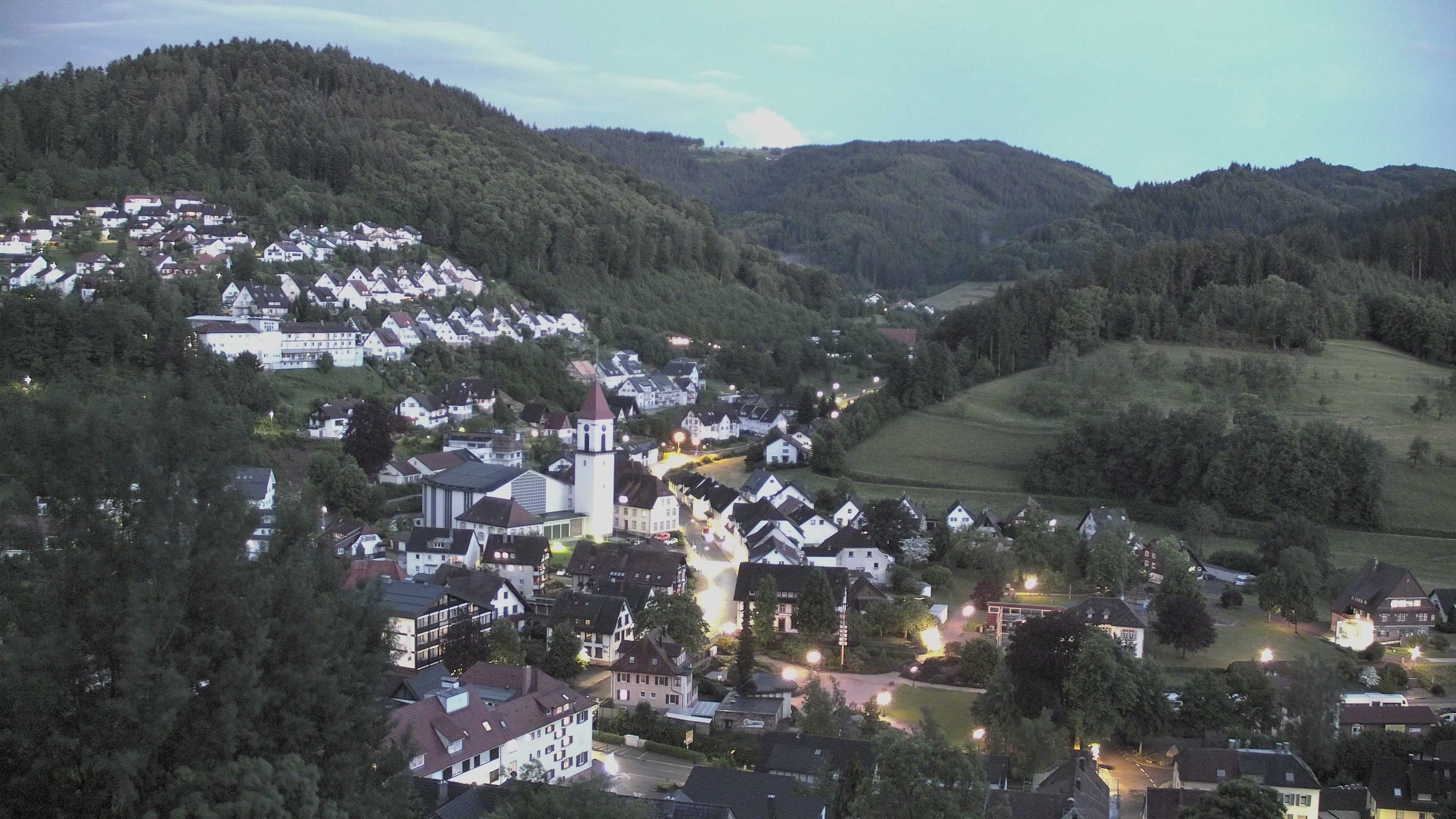 Dieses Bild zeigt eine Webcam-Aufnahme von Ottenhöfen, aufgenommen am Dienstag, den 02.06.2026 um 22:00 Uhr