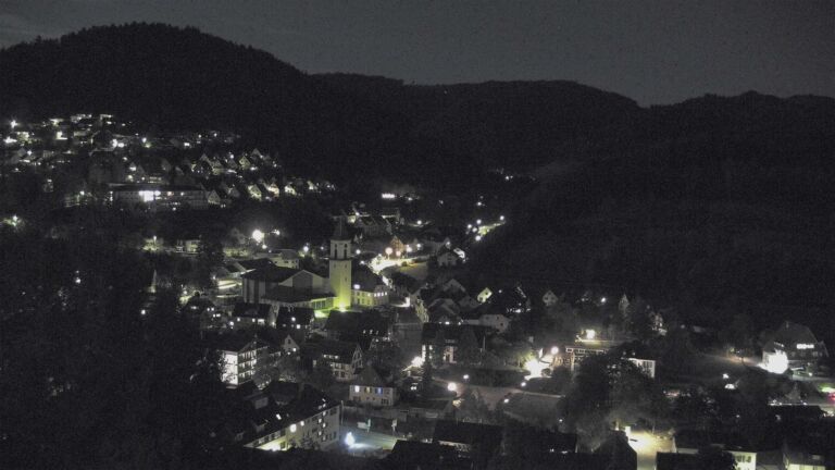 Dieses Bild zeigt eine Webcam-Aufnahme von Ottenhöfen, aufgenommen am Sonntag, den 27.09.2026 um 20:50 Uhr