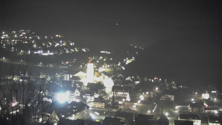 Dieses Bild zeigt eine Webcam-Aufnahme von Ottenhöfen, aufgenommen am Sonntag, den 21.12.2025 um 18:20 Uhr