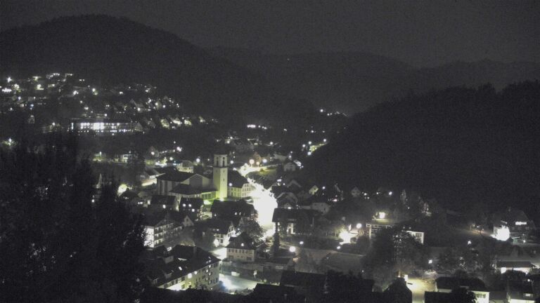 Dieses Bild zeigt eine Webcam-Aufnahme von Ottenhöfen, aufgenommen am Dienstag, den 20.10.2026 um 20:10 Uhr