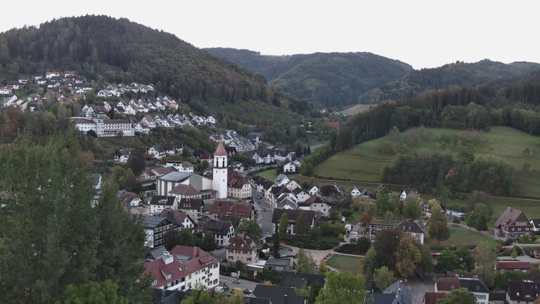 Dieses Bild zeigt eine Webcam-Aufnahme von Ottenhöfen, aufgenommen am Dienstag, den 06.10.2026 um 07:40 Uhr
