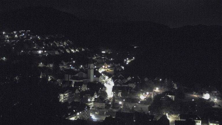 Dieses Bild zeigt eine Webcam-Aufnahme von Ottenhöfen, aufgenommen am Dienstag, den 18.08.2026 um 23:00 Uhr