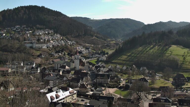 Dieses Bild zeigt eine Webcam-Aufnahme von Ottenhöfen, aufgenommen am Donnerstag, den 26.02.2026 um 14:00 Uhr