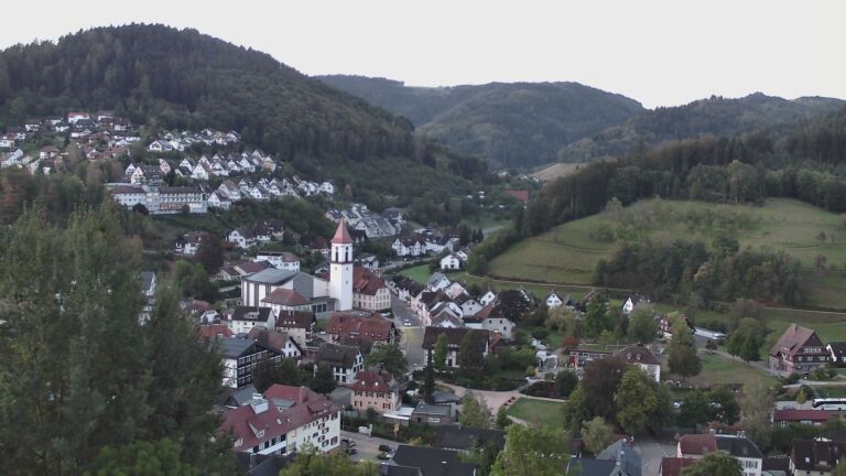 Dieses Bild zeigt eine Webcam-Aufnahme von Ottenhöfen, aufgenommen am Donnerstag, den 17.09.2026 um 06:50 Uhr