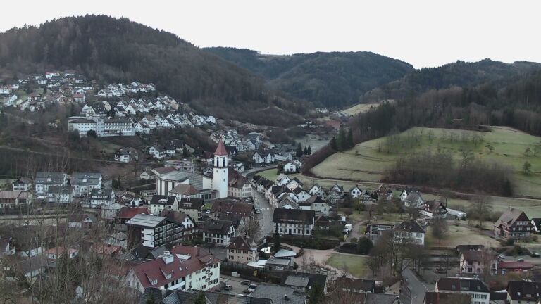 Dieses Bild zeigt eine Webcam-Aufnahme von Ottenhöfen, aufgenommen am Mittwoch, den 04.02.2026 um 08:00 Uhr