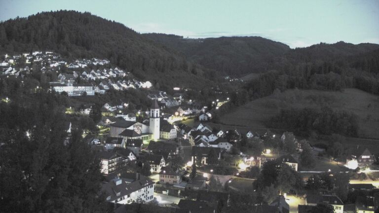 Dieses Bild zeigt eine Webcam-Aufnahme von Ottenhöfen, aufgenommen am Mittwoch, den 09.09.2026 um 20:30 Uhr