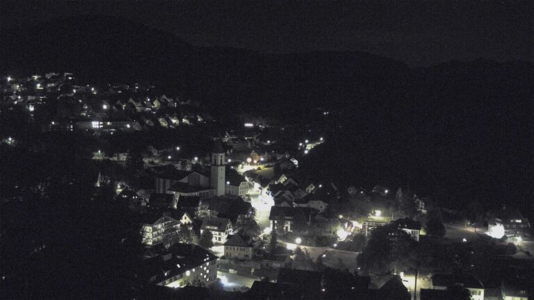 Dieses Bild zeigt eine Webcam-Aufnahme von Ottenhöfen, aufgenommen am Donnerstag, den 06.08.2026 um 23:00 Uhr