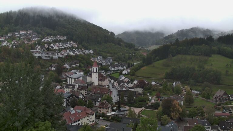 Dieses Bild zeigt eine Webcam-Aufnahme von Ottenhöfen, aufgenommen am Samstag, den 17.10.2026 um 14:50 Uhr