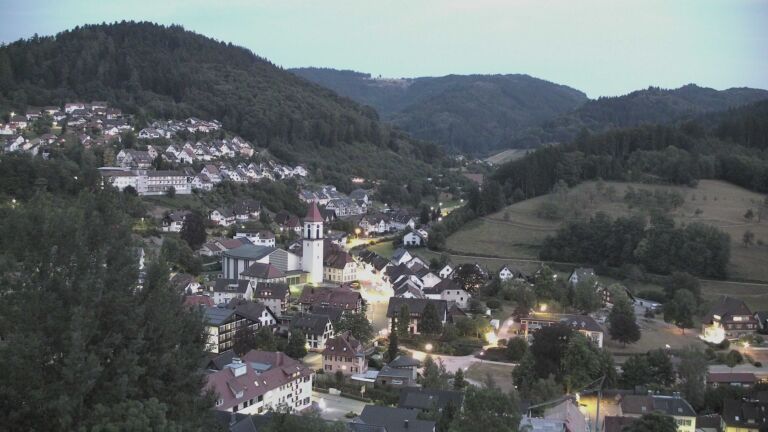 Dieses Bild zeigt eine Webcam-Aufnahme von Ottenhöfen, aufgenommen am Dienstag, den 14.07.2026 um 22:00 Uhr