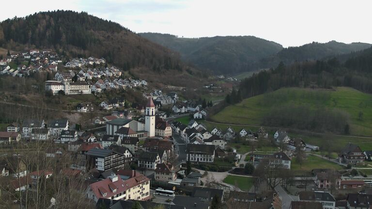 Dieses Bild zeigt eine Webcam-Aufnahme von Ottenhöfen, aufgenommen am Montag, den 09.03.2026 um 17:40 Uhr