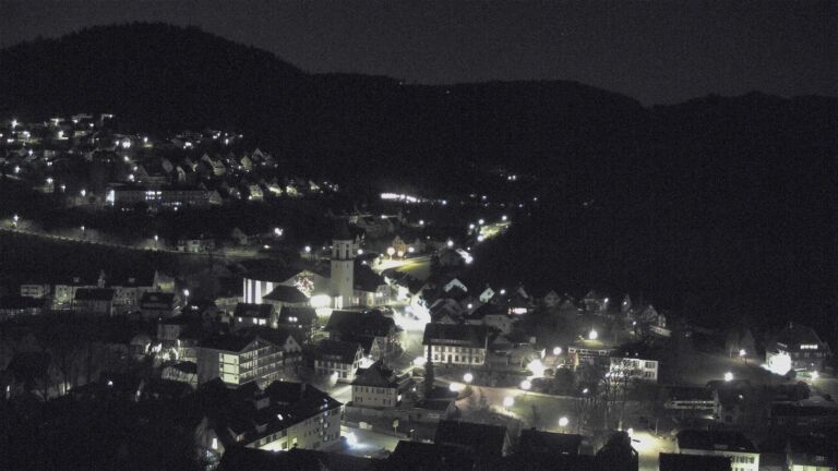 Dieses Bild zeigt eine Webcam-Aufnahme von Ottenhöfen, aufgenommen am Samstag, den 04.04.2026 um 23:30 Uhr