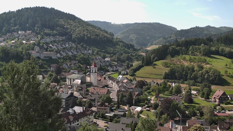 Dieses Bild zeigt eine Webcam-Aufnahme von Ottenhöfen, aufgenommen am Montag, den 22.06.2026 um 10:20 Uhr