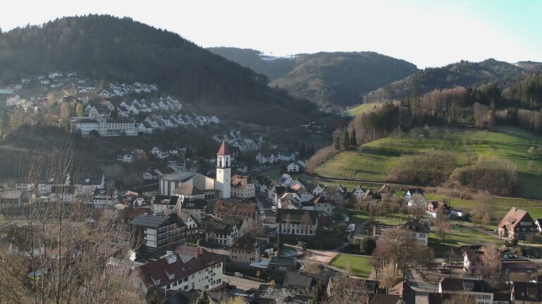 Dieses Bild zeigt eine Webcam-Aufnahme von Ottenhöfen, aufgenommen am Donnerstag, den 02.04.2026 um 08:40 Uhr