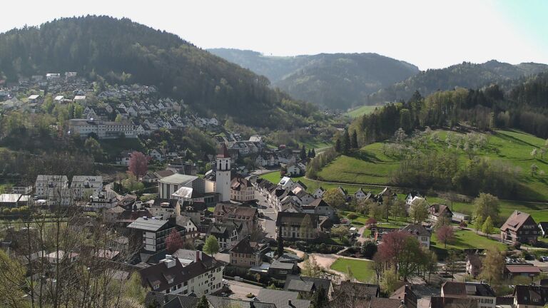 Dieses Bild zeigt eine Webcam-Aufnahme von Ottenhöfen, aufgenommen am Mittwoch, den 15.04.2026 um 10:40 Uhr