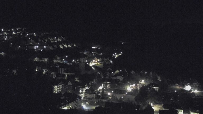 Dieses Bild zeigt eine Webcam-Aufnahme von Ottenhöfen, aufgenommen am Sonntag, den 13.09.2026 um 23:30 Uhr