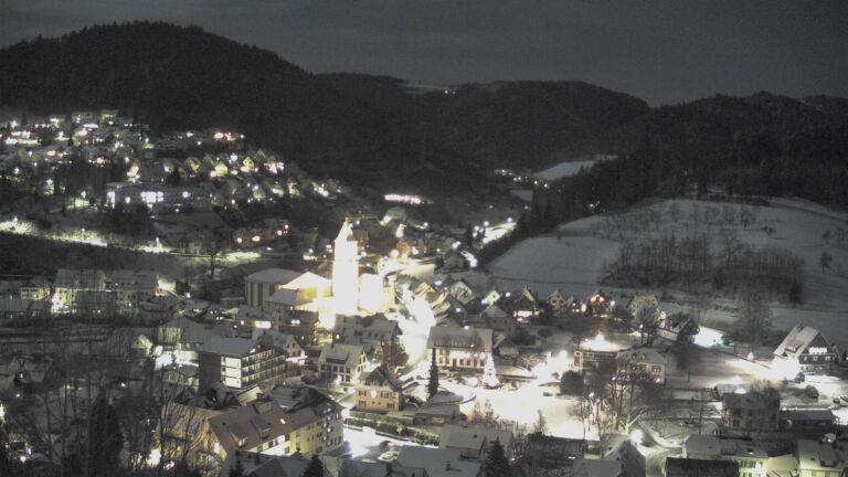 Dieses Bild zeigt eine Webcam-Aufnahme von Ottenhöfen, aufgenommen am Sonntag, den 04.01.2026 um 21:30 Uhr