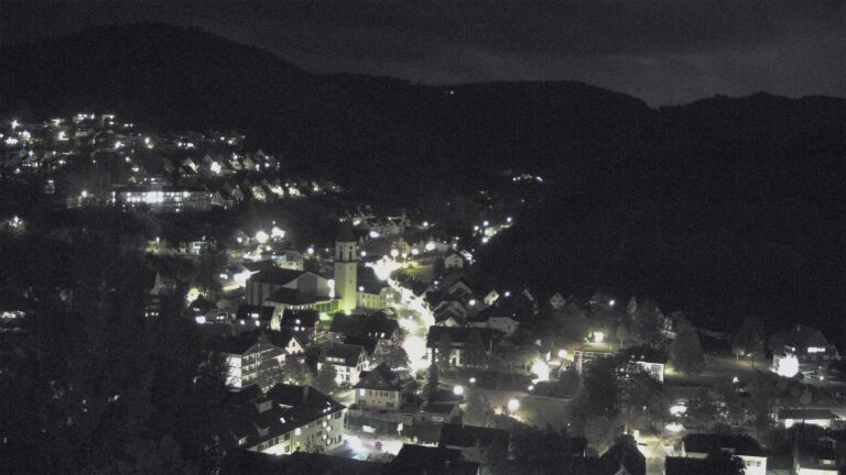 Dieses Bild zeigt eine Webcam-Aufnahme von Ottenhöfen, aufgenommen am Freitag, den 23.10.2026 um 20:00 Uhr