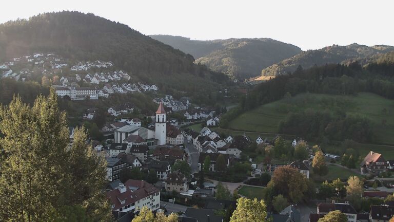 Dieses Bild zeigt eine Webcam-Aufnahme von Ottenhöfen, aufgenommen am Dienstag, den 06.10.2026 um 08:40 Uhr