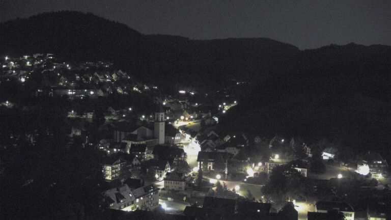 Dieses Bild zeigt eine Webcam-Aufnahme von Ottenhöfen, aufgenommen am Montag, den 25.05.2026 um 23:00 Uhr