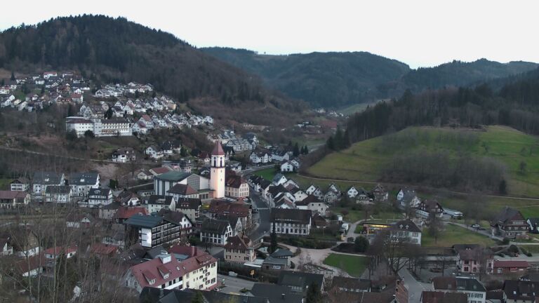 Dieses Bild zeigt eine Webcam-Aufnahme von Ottenhöfen, aufgenommen am Donnerstag, den 05.03.2026 um 18:20 Uhr