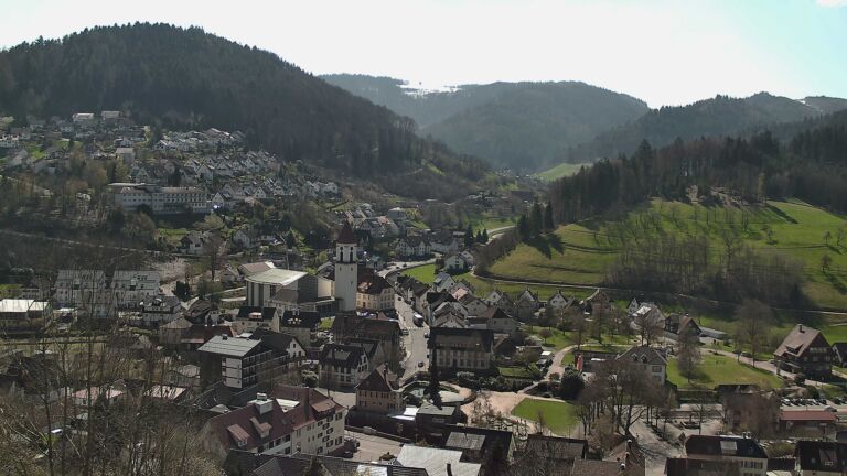 Dieses Bild zeigt eine Webcam-Aufnahme von Ottenhöfen, aufgenommen am Donnerstag, den 02.04.2026 um 12:20 Uhr