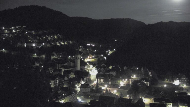 Dieses Bild zeigt eine Webcam-Aufnahme von Ottenhöfen, aufgenommen am Montag, den 04.05.2026 um 03:30 Uhr